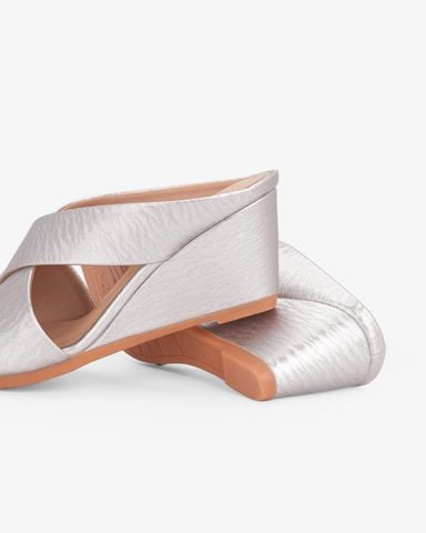 Dép Đế Xuồng Hạnh Dung Quai Chéo 6F HD02253AB