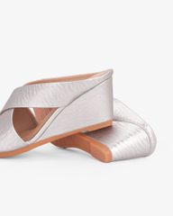 Dép Đế Xuồng Hạnh Dung Quai Chéo 6F HD02253AB