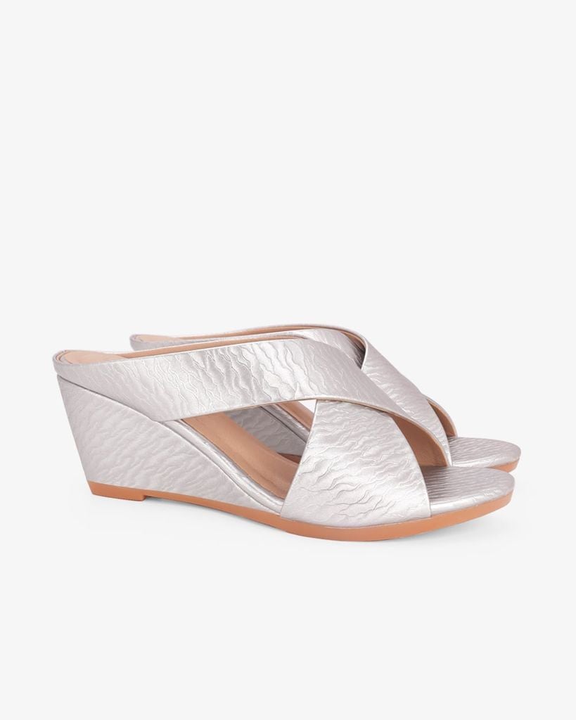 Dép Đế Xuồng Hạnh Dung Quai Chéo 6F HD02253AB