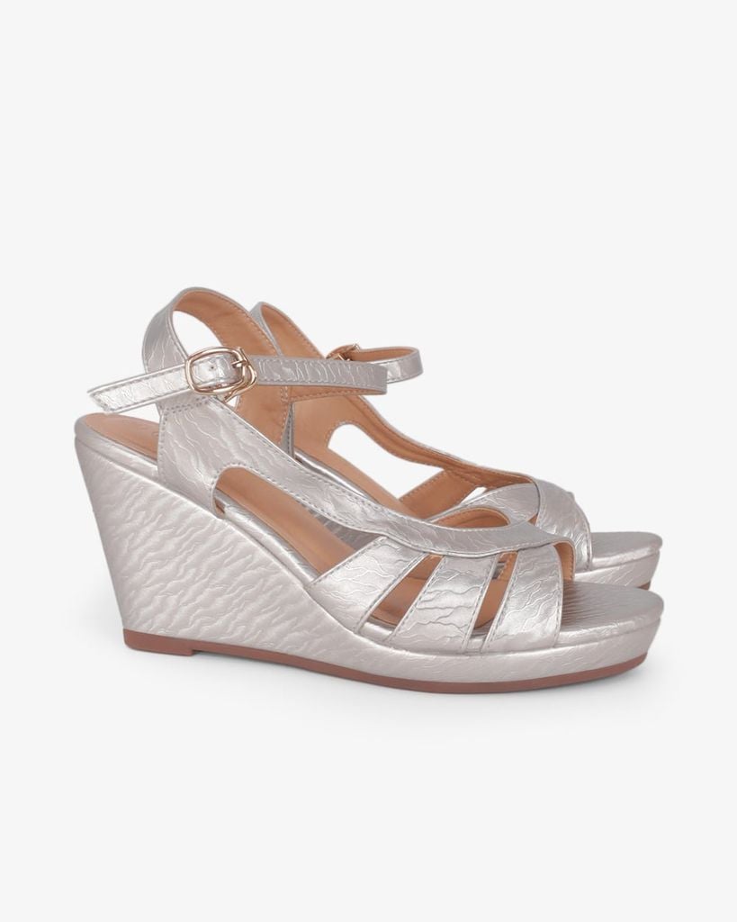 Sandal Đế Xuồng Hạnh Dung Nhiều Dây Nối Bên 9f HD02260AB