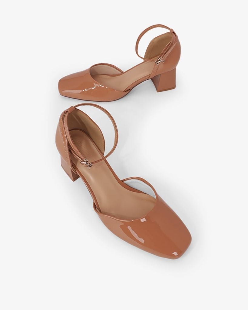 Giày Sandal Hạnh Dung Cao Gót Bít Mũi Vuông HD0661BA
