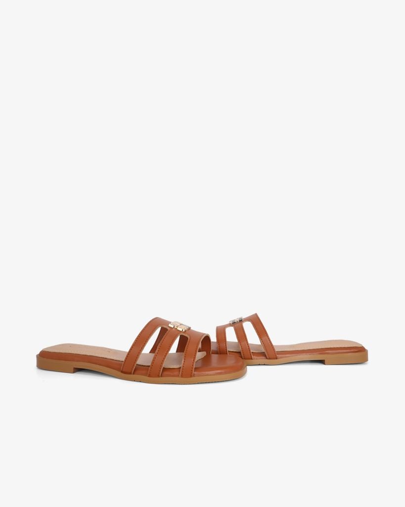 Dép Xẹp Hạnh Dung Quai Ngang Khóa Min HD11125AV