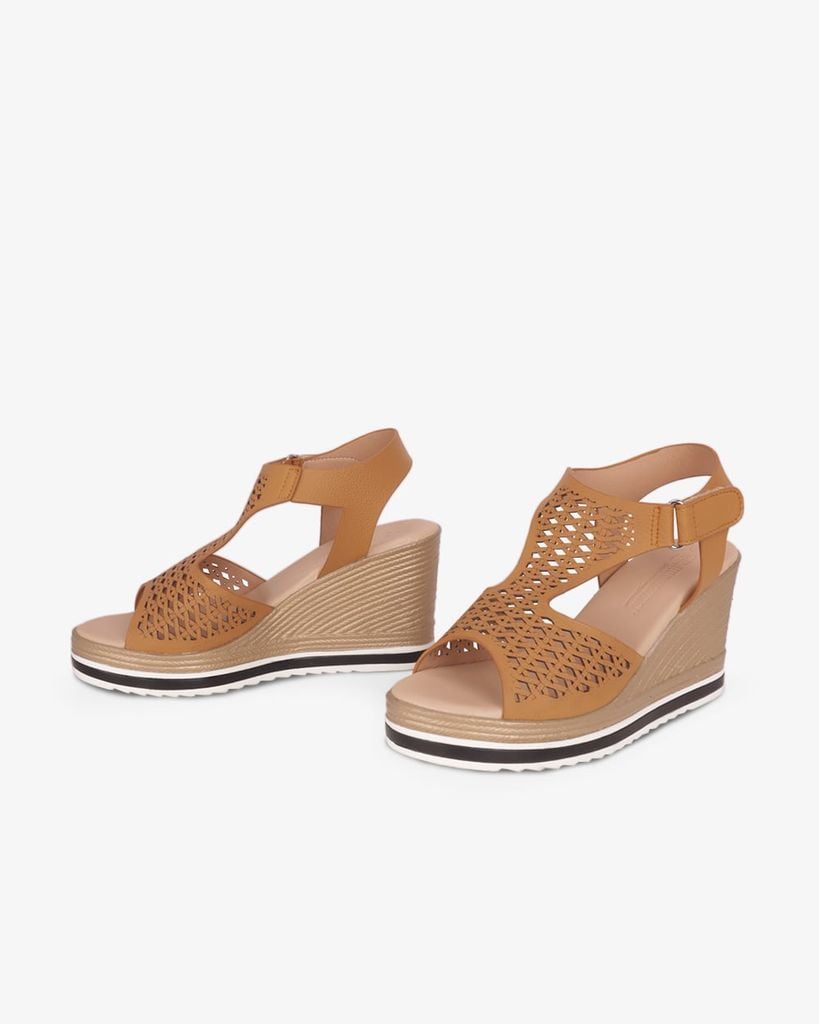 Sandal Đế Xuồng Hạnh Dung Quai Yếm Đục Lỗ HD29199AY