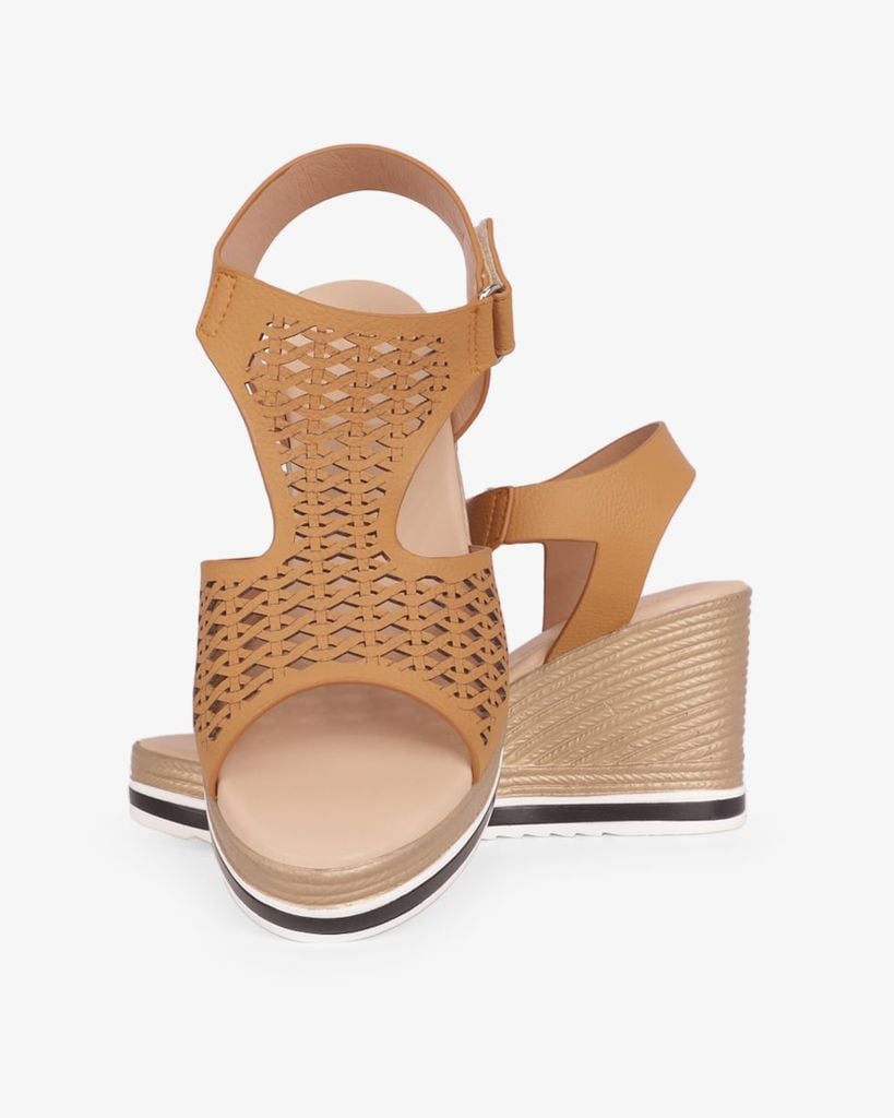 Sandal Đế Xuồng Hạnh Dung Quai Yếm Đục Lỗ HD29199AY