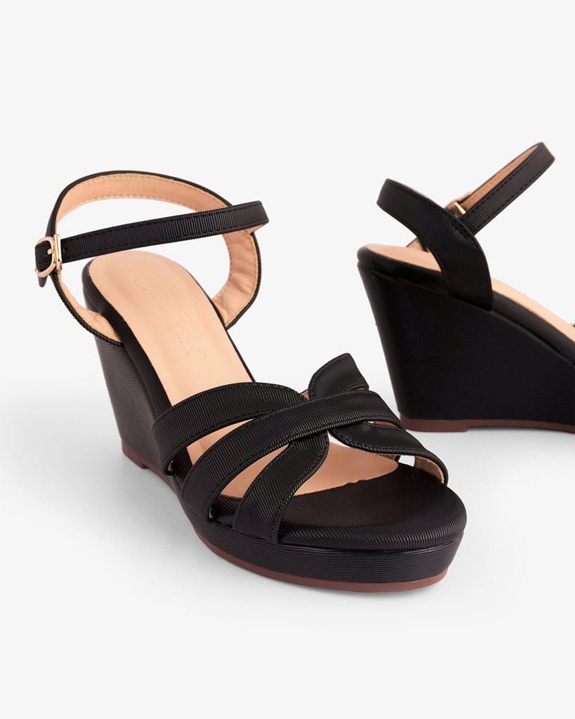 Sandal Đế Xuồng Hạnh Dung Quai Đan Cách Điệu HD02238AB