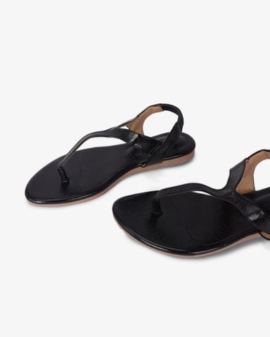 Sandal Xẹp Hạnh Dung Xỏ Ngón T HD02246AB