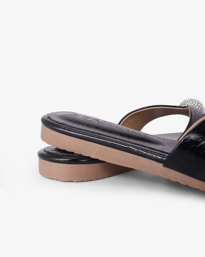 Dép Xẹp Hạnh Dung Quai Kẹp Khóa Tròn HD02247AB