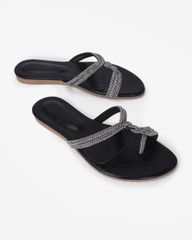 Dép Xẹp Hạnh Dung Quai Xỏ Ngón Đan Chéo HD02249AB