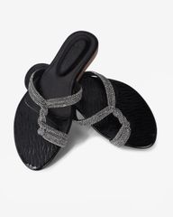 Dép Xẹp Hạnh Dung Quai Xỏ Ngón Đan Chéo HD02249AB