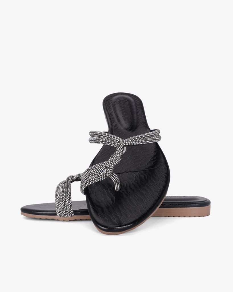 Dép Xẹp Hạnh Dung Quai Xỏ Ngón Đan Chéo HD02249AB