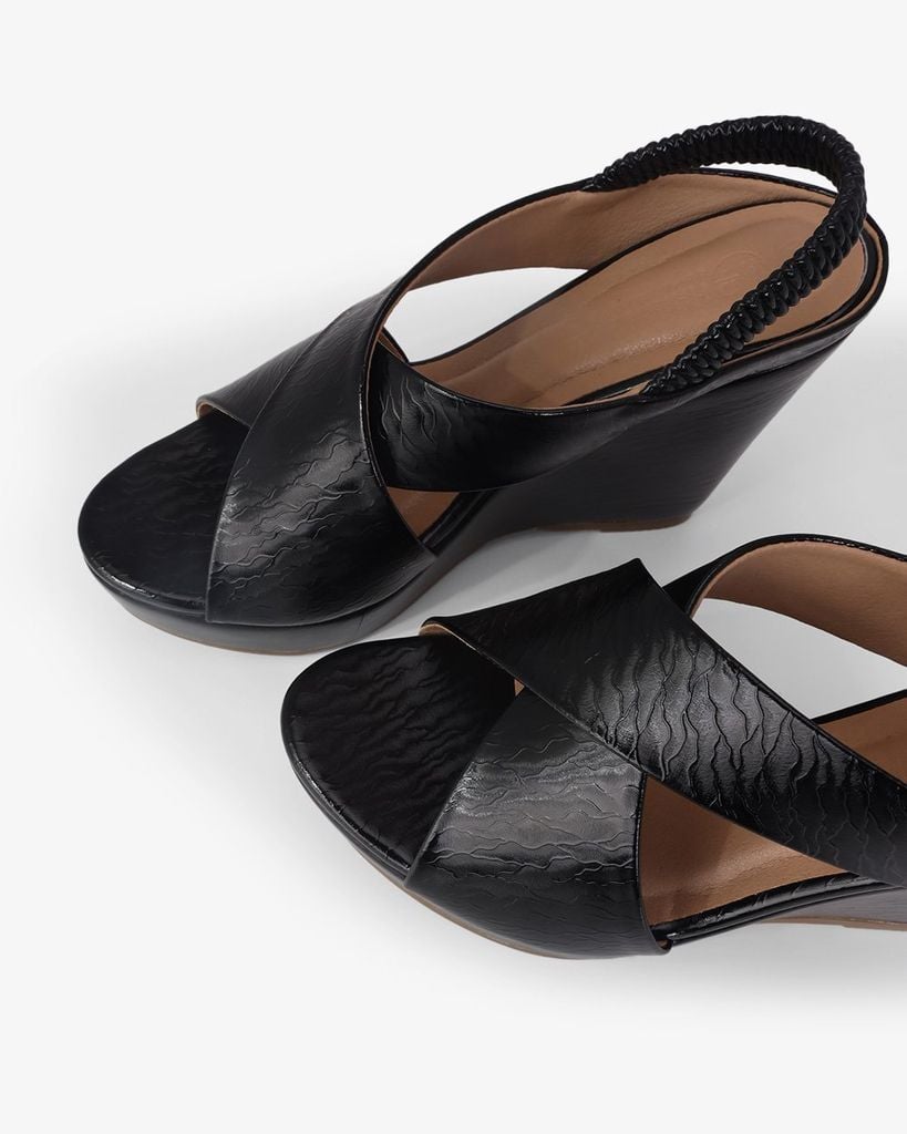 Sandal Đế Xuồng Hạnh Dung Quai Chéo HD02252AB