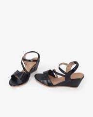 Sandal Đế Xuồng Hạnh Dung Quai Đắp Mảnh Chéo 6F HD02259AB