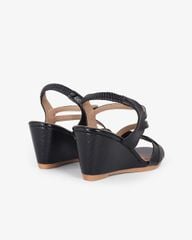 Sandal Đế Xuồng Hạnh Dung Quai Đắp Mảnh Chéo 6F HD02259AB