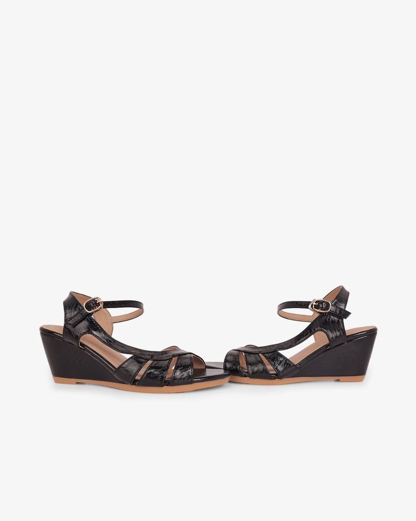 Sandal Đế Xuồng Hạnh Dung Nhiều Dây Nối Bên Vân Đá 6F HD02261AB