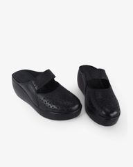 Dép Bít Mũi Hạnh Dung Đục Lỗ Vân Hoa HD041049AD