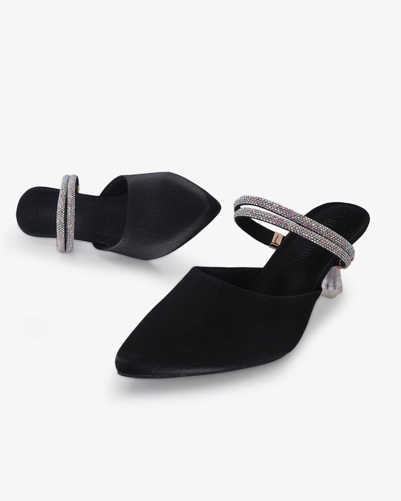 Giày Sandal Hạnh Dung Bít Mũi Dây Quai Xoàn HD041061AD