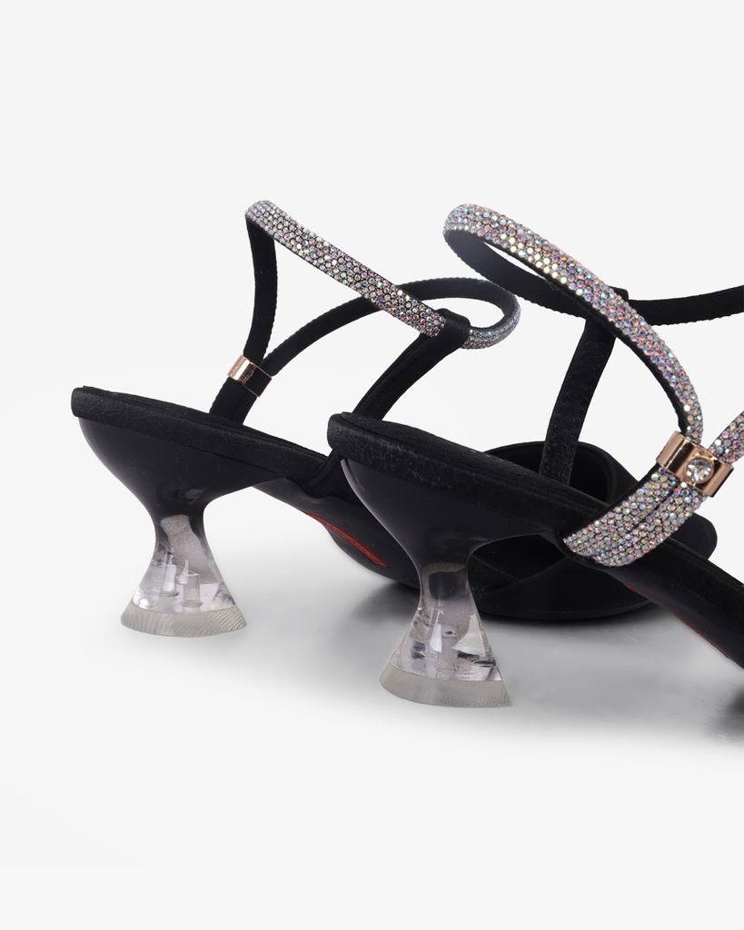 Giày Sandal Hạnh Dung Quai Xoàn Mảnh HD041066AD