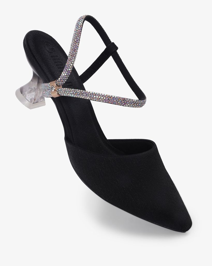 Giày Sandal Hạnh Dung Quai Xoàn Mảnh HD041066AD
