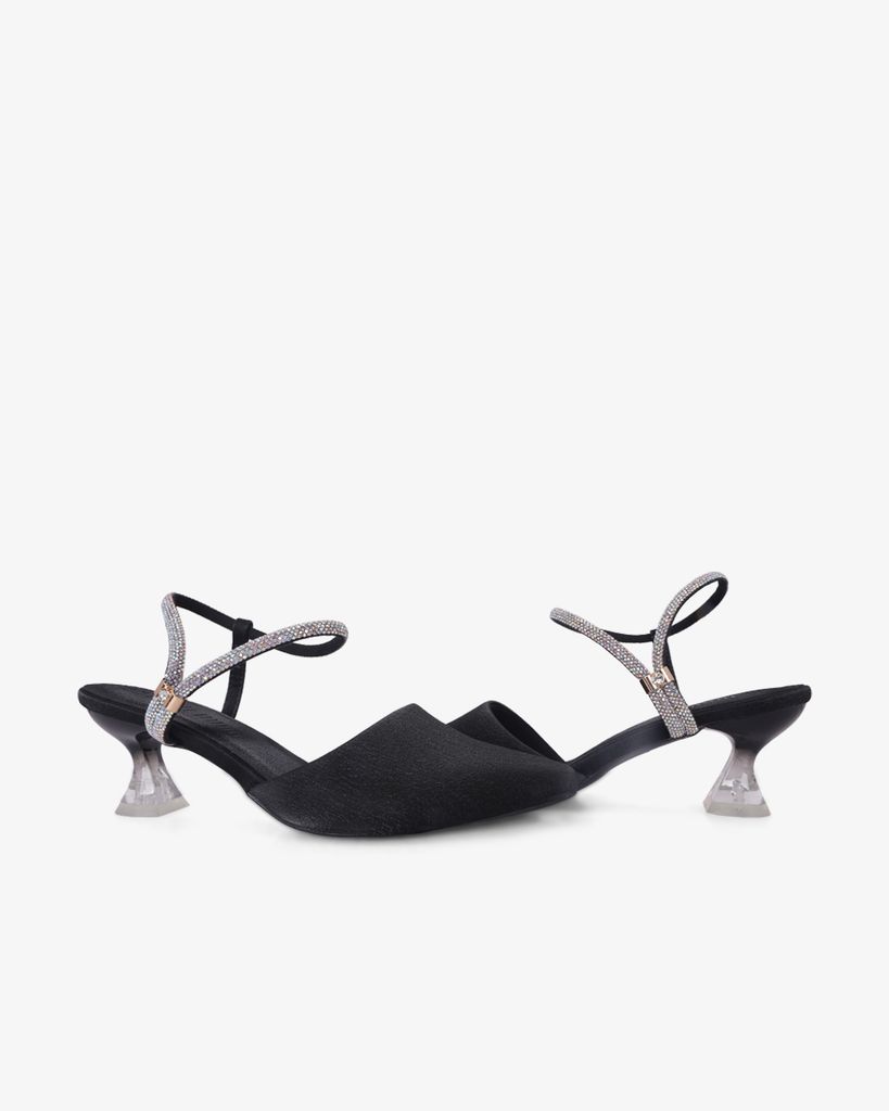 Giày Sandal Hạnh Dung Quai Xoàn Mảnh HD041066AD