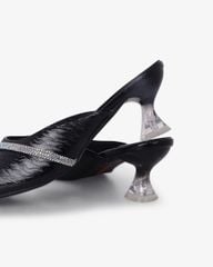 Dép Bít Mũi Hạnh Dung Khóa Xoàn Quấn HD041070AD