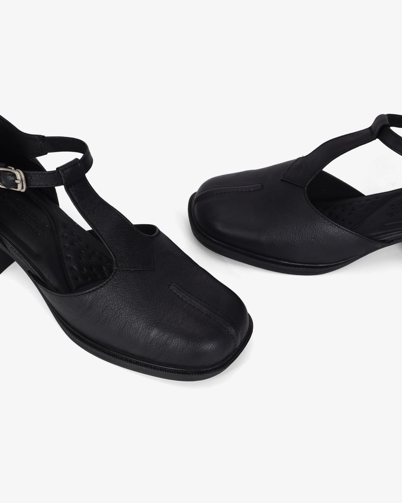 Sandal Bít Mũi Hạnh Dung Khóa T HD041082AD