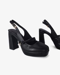 Giày Sandal Hạnh Dung Bít Mũi Trơn Mũi Vuông HD0939AS