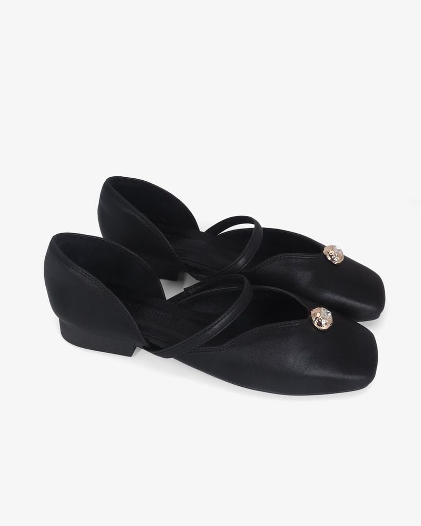 Sandal Hạnh Dung Bít Mũi Khóa Tròn HD0943AS