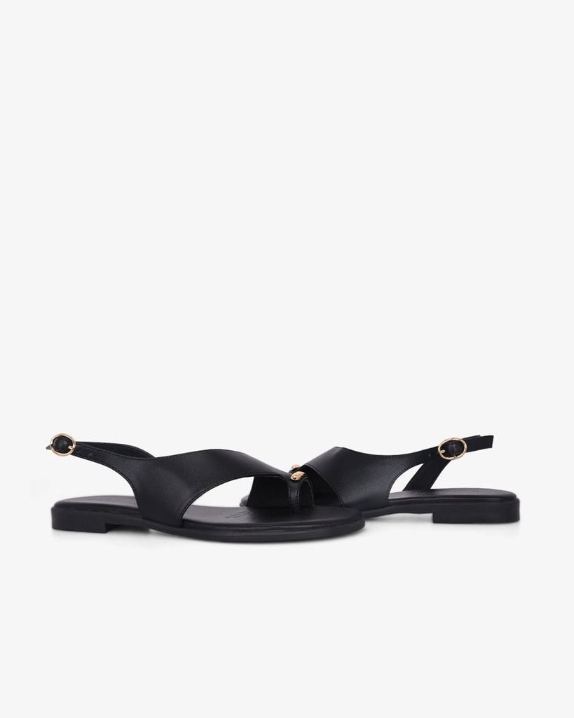Sandal Xẹp Hạnh Dung Xỏ Ngón Khóa Vàng HD1074BN
