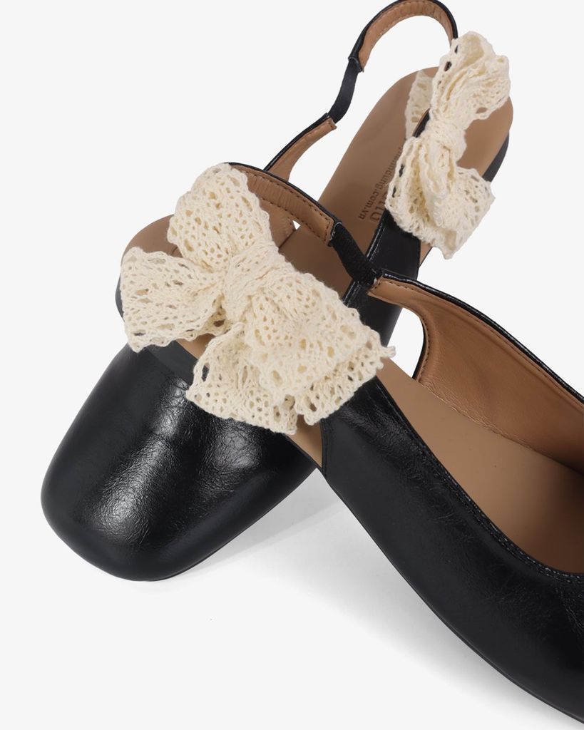 Sandal Hạnh Dung Bít Mũi Quai Nơ HD11110AV