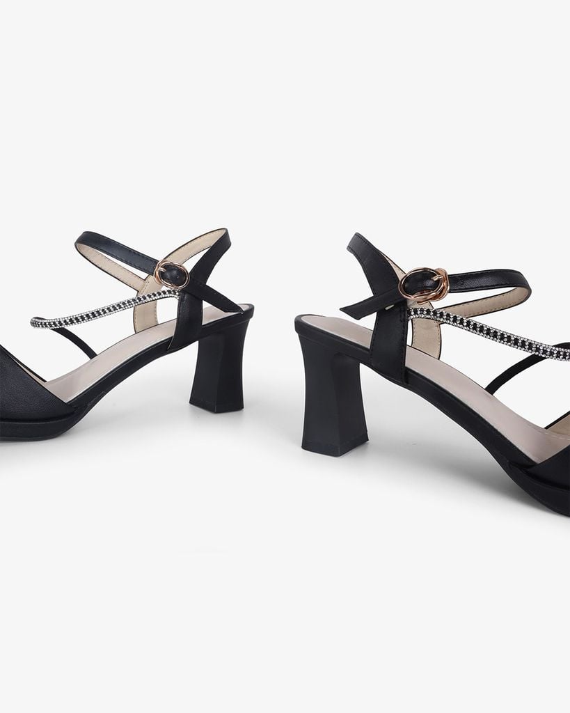 Sandal Cao Gót Hạnh Dung Quai Ngang Dây Xoàn Mảnh HD27309BI