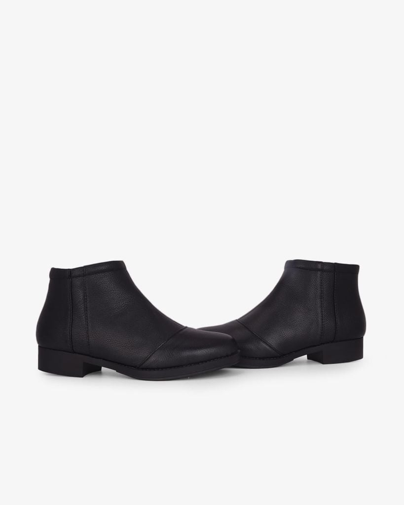 Giày Boot Hạnh Dung Chỉ Thêu Ngang HD29204AY