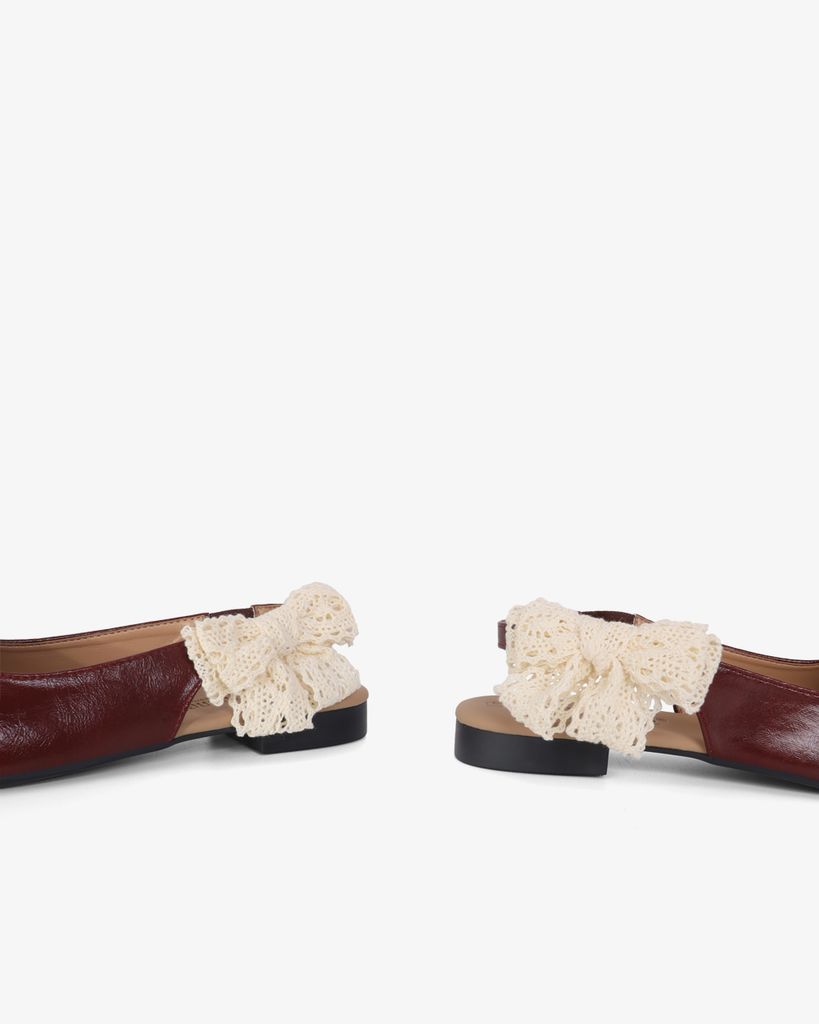 Sandal Hạnh Dung Bít Mũi Quai Nơ HD11110AV