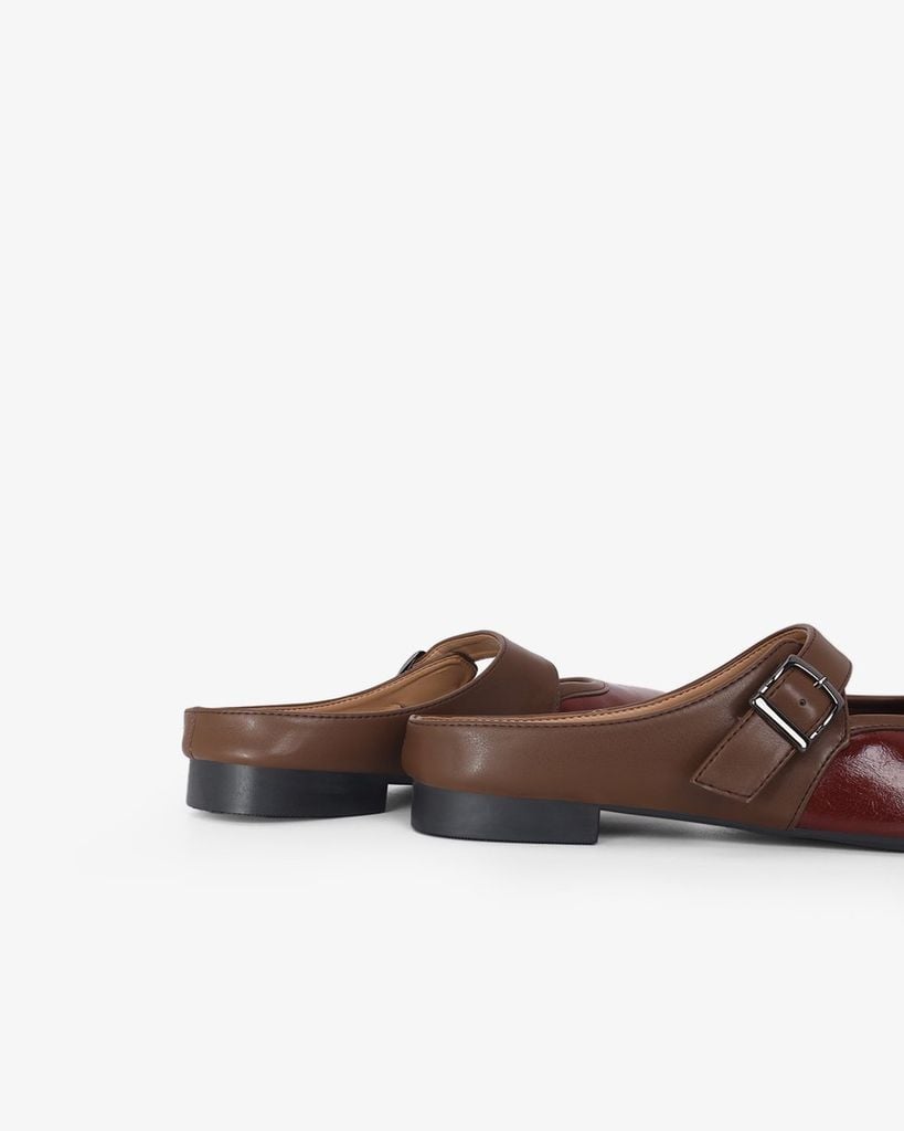 Dép Bít Mũi Hạnh Dung Khóa Nâu HD11114AV