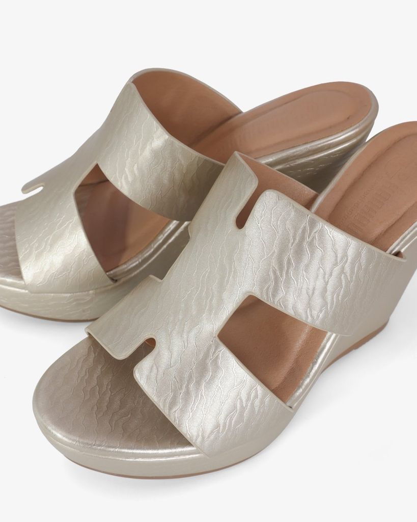 Dép Đế Xuồng Hạnh Dung Quai H 12F HD02255AB