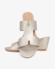 Dép Đế Xuồng Hạnh Dung Quai Đơn Giản 6F HD02257AB