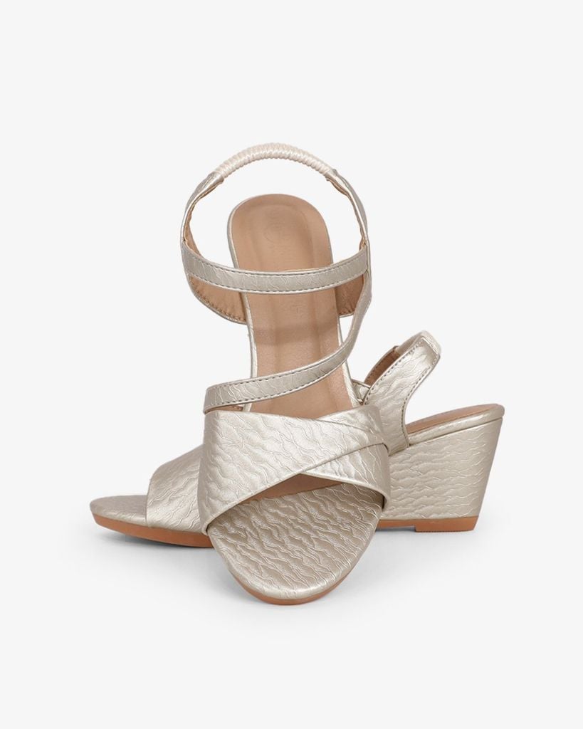 Sandal Đế Xuồng Hạnh Dung Quai Đắp Mảnh Chéo 6F HD02259AB