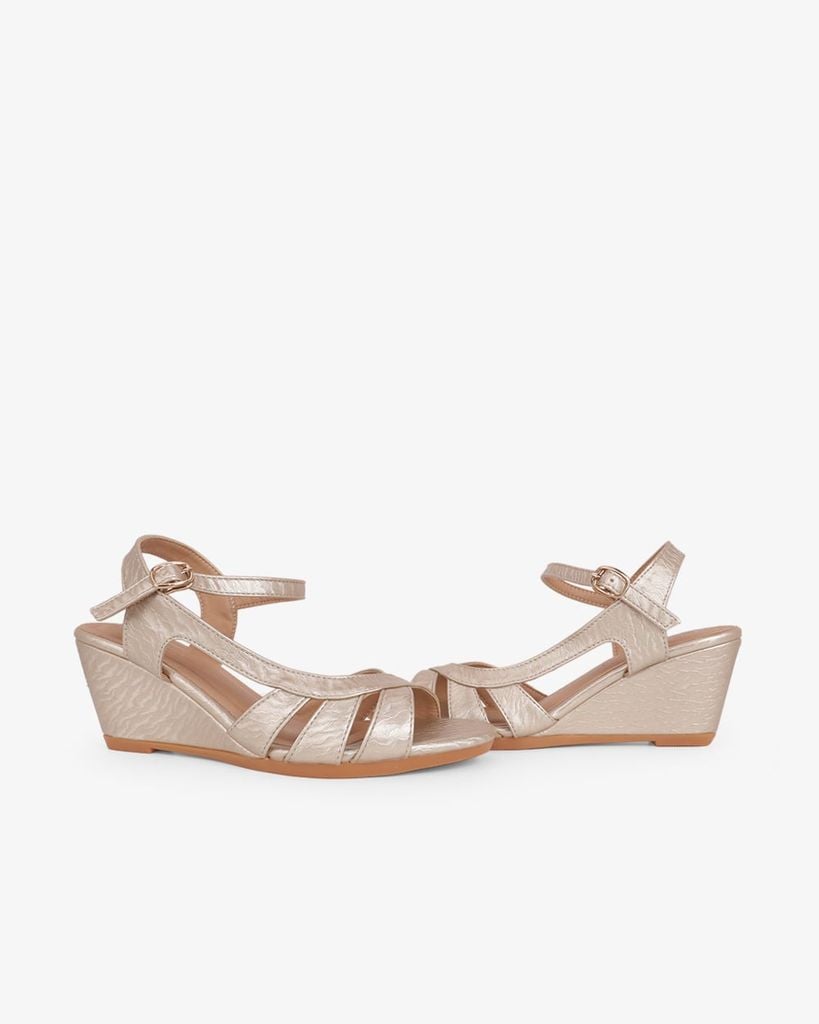 Sandal Đế Xuồng Hạnh Dung Nhiều Dây Nối Bên Vân Đá 6F HD02261AB