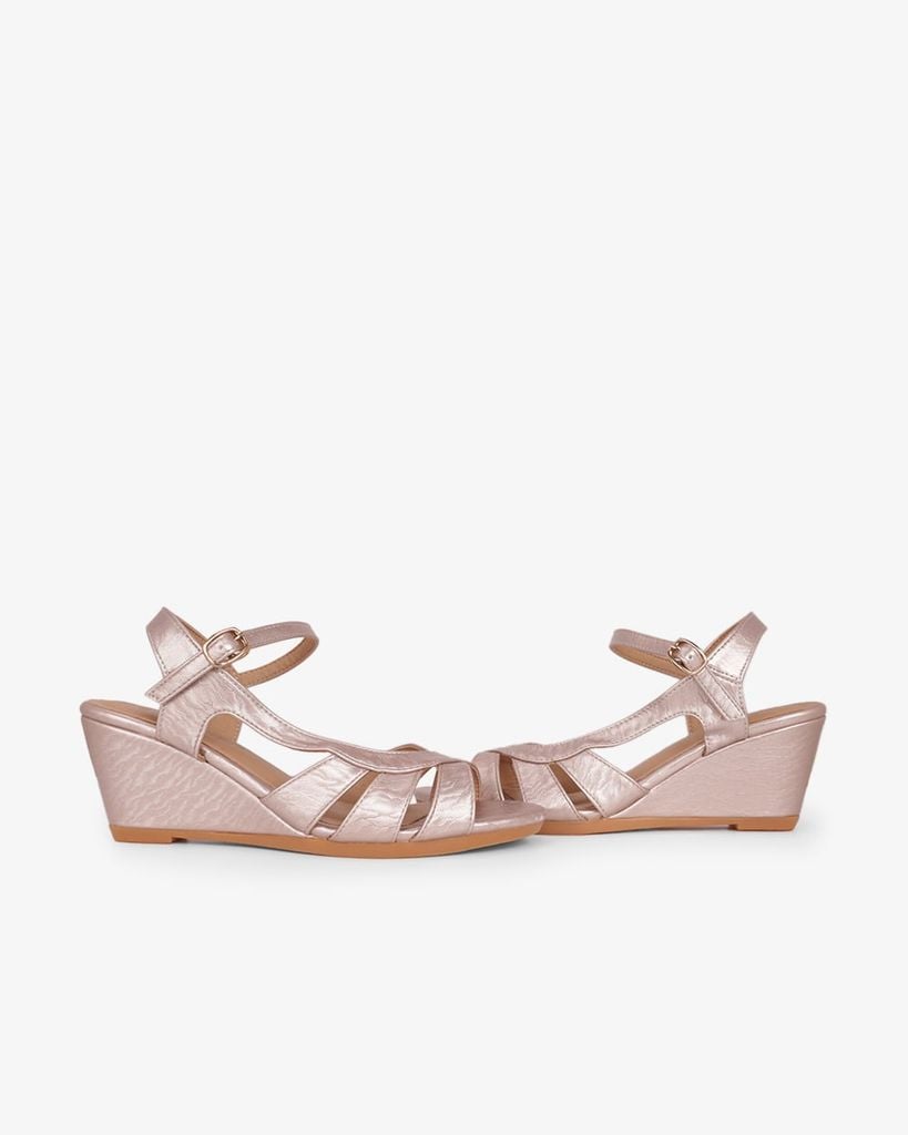 Sandal Đế Xuồng Hạnh Dung Nhiều Dây Nối Bên Vân Đá 6F HD02261AB