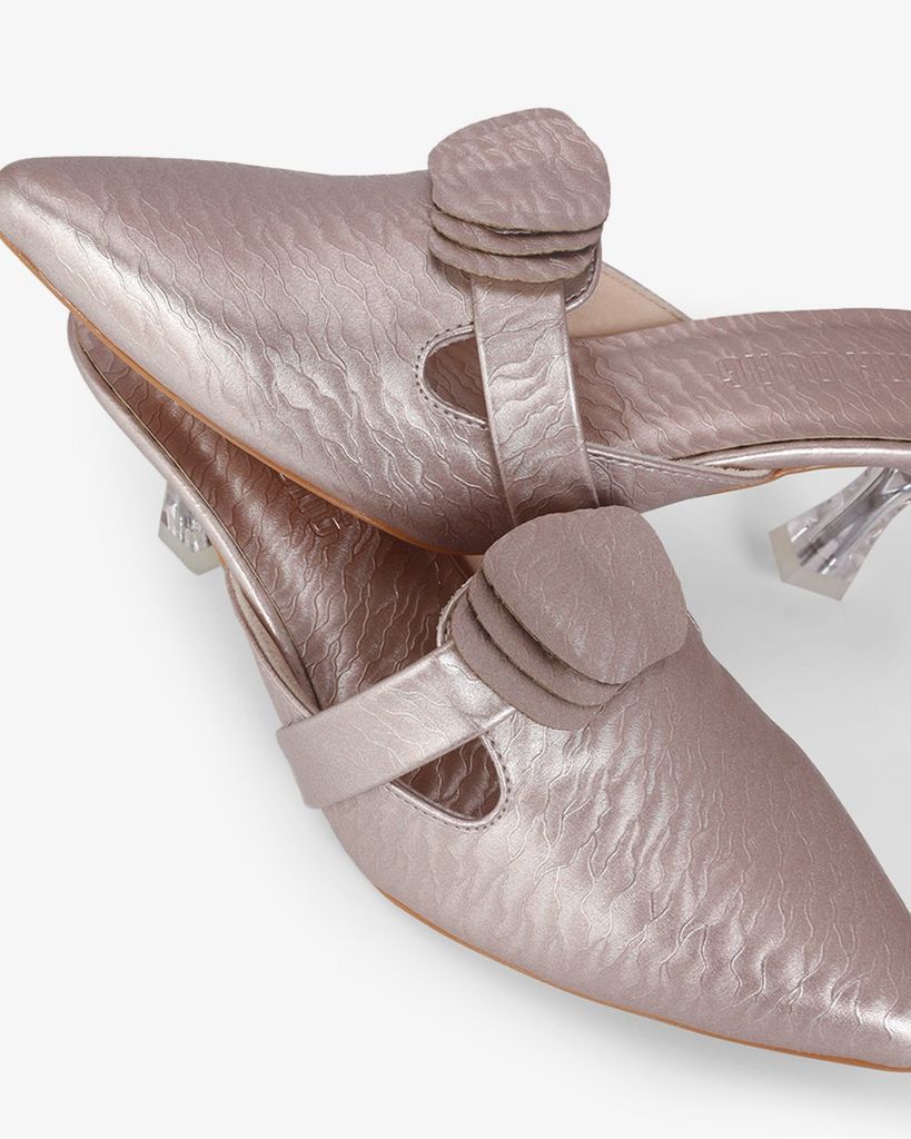 Dép Bít Mũi Hạnh Dung Dây Luồng Xếp HD041083AD