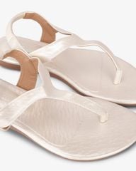 Sandal Xẹp Hạnh Dung Xỏ Ngón T HD02246AB