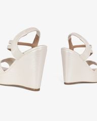 Sandal Đế Xuồng Hạnh Dung Quai Chéo Mảnh 12cm HD02250AB