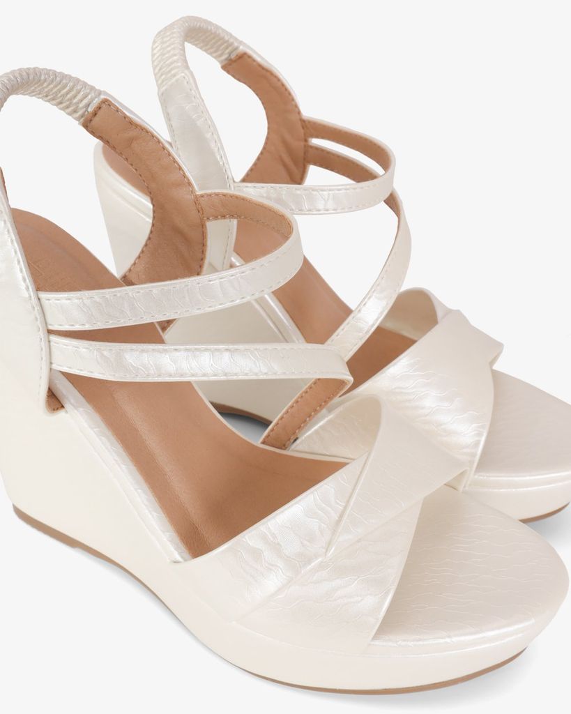 Sandal Đế Xuồng Hạnh Dung Quai Chéo Mảnh 12cm HD02250AB