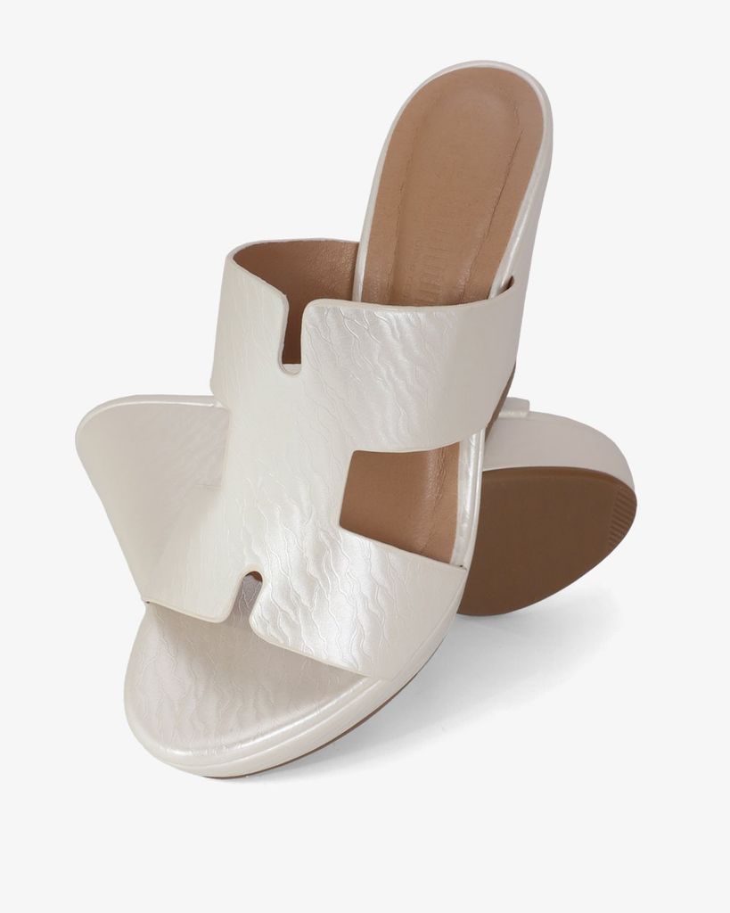 Dép Đế Xuồng Hạnh Dung Quai H 12F HD02255AB