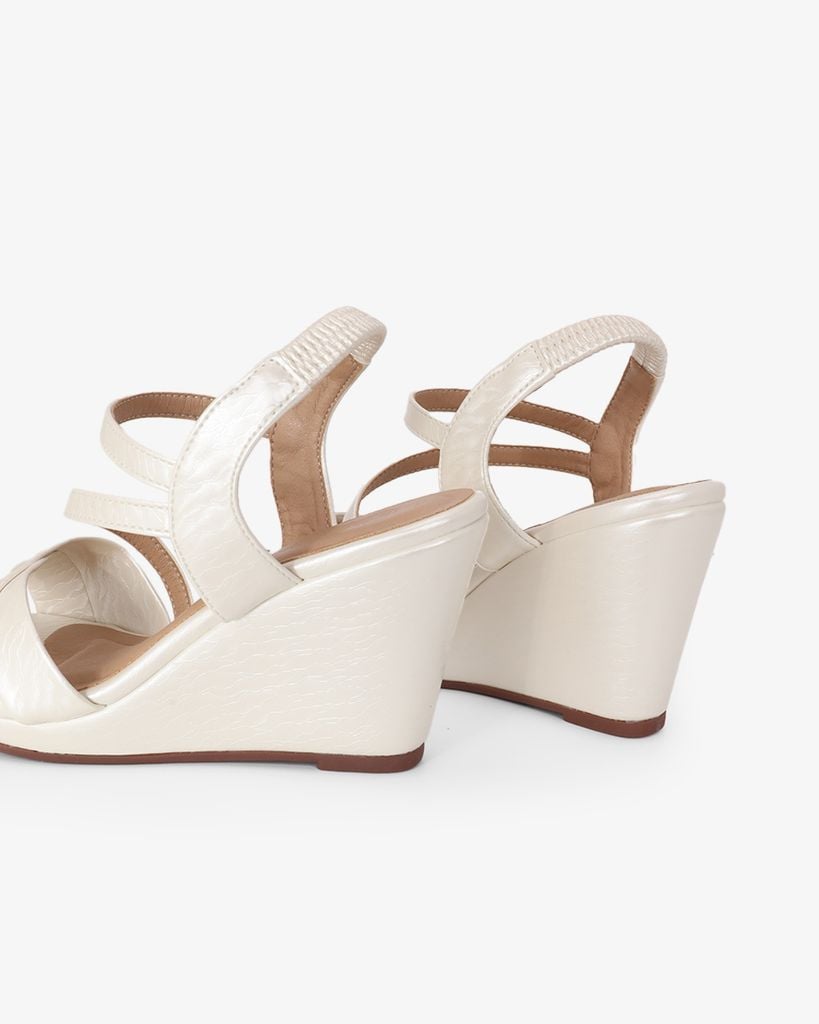 Sandal Đế Xuồng Hạnh Dung Quai Đắp Mảnh Chéo 9F HD02258AB