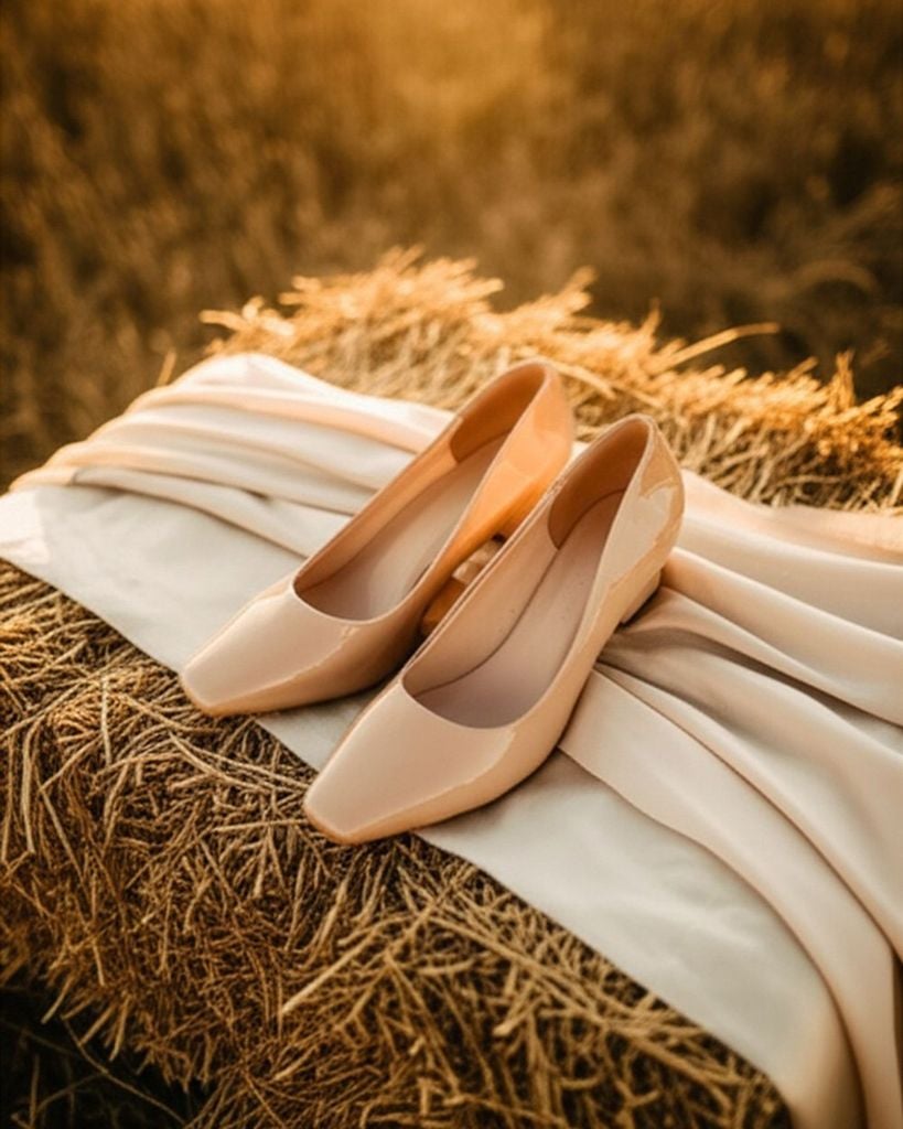 Giày Cao Gót Hạnh Dung Mũi Vuông Gót Thấp HD041046AD