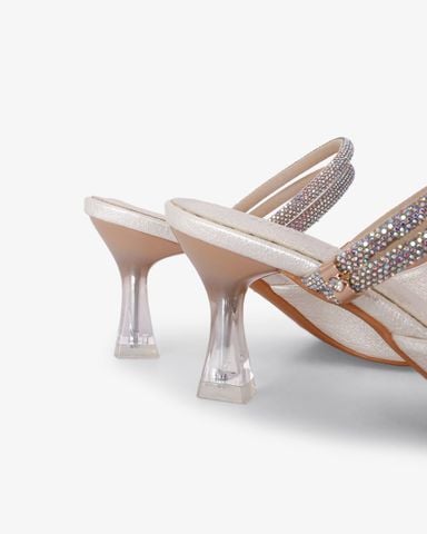 Giày Sandal Hạnh Dung Bít Mũi Dây Quai Xoàn HD041061AD