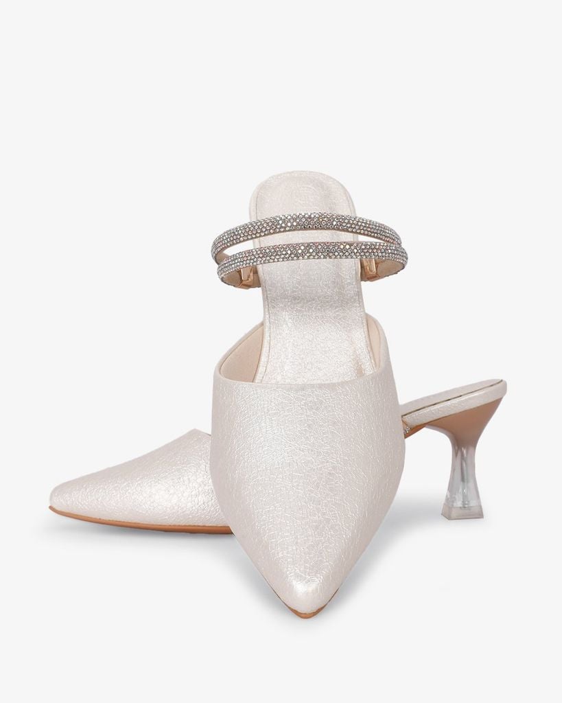 Giày Sandal Hạnh Dung Bít Mũi Dây Quai Xoàn HD041061AD