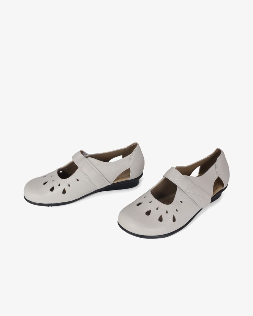 Giày Búp Bê Hạnh Dung Đục Lỗ Mũi Tròn HD041074AD