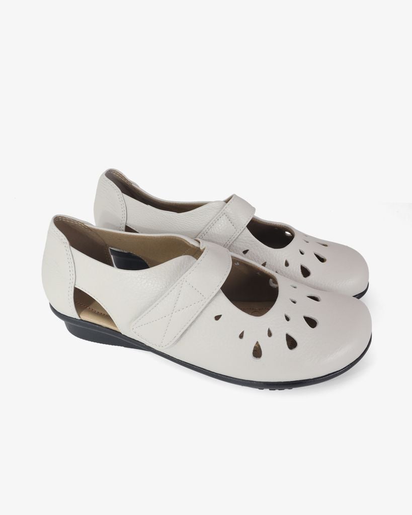 Giày Búp Bê Hạnh Dung Đục Lỗ Mũi Tròn HD041074AD