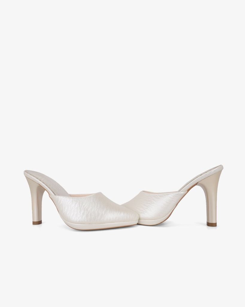 Dép Bít Mũi Hạnh Dung Quai Trơn Mũi Nhọn HD041077AD